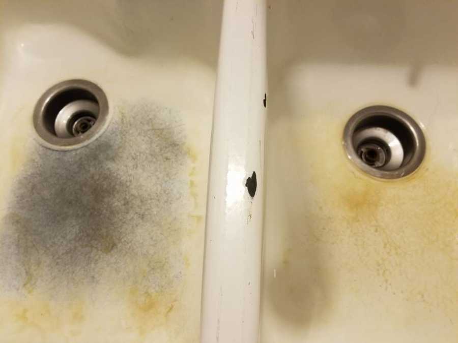 Physic Com: American Standard Silhouette Americast Kitchen Sink